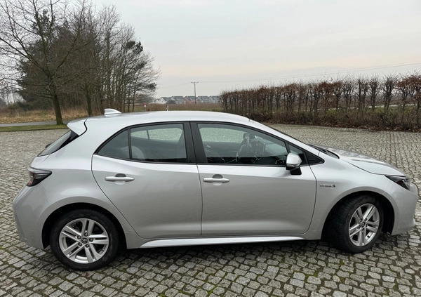 Toyota Corolla cena 77000 przebieg: 41000, rok produkcji 2019 z Kudowa-Zdrój małe 46